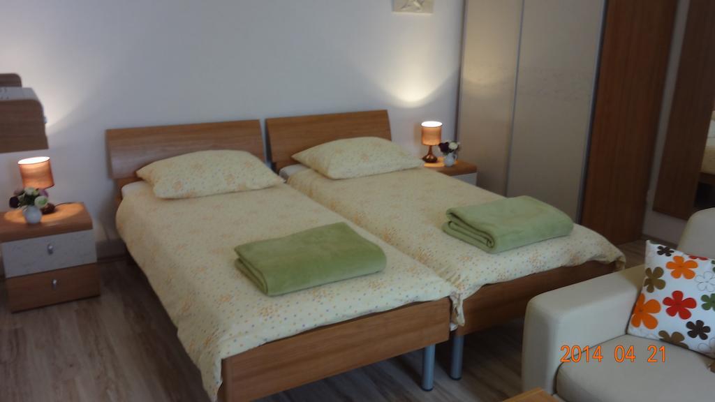 Room Mira Trogir Rum bild