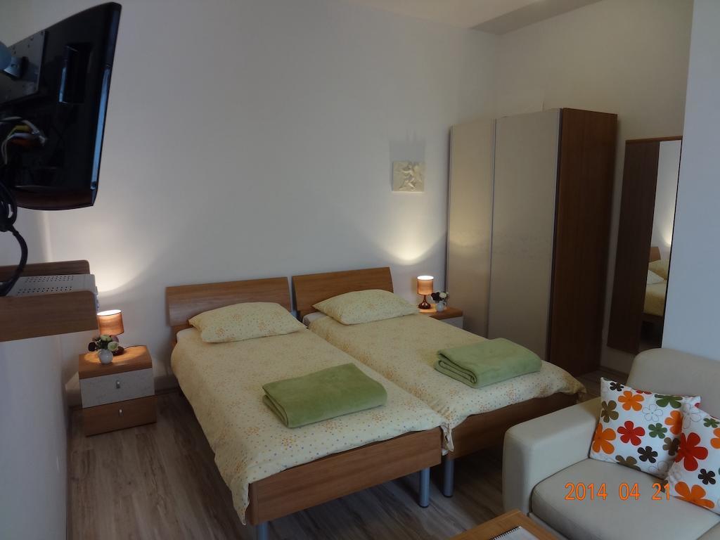 Room Mira Trogir Rum bild
